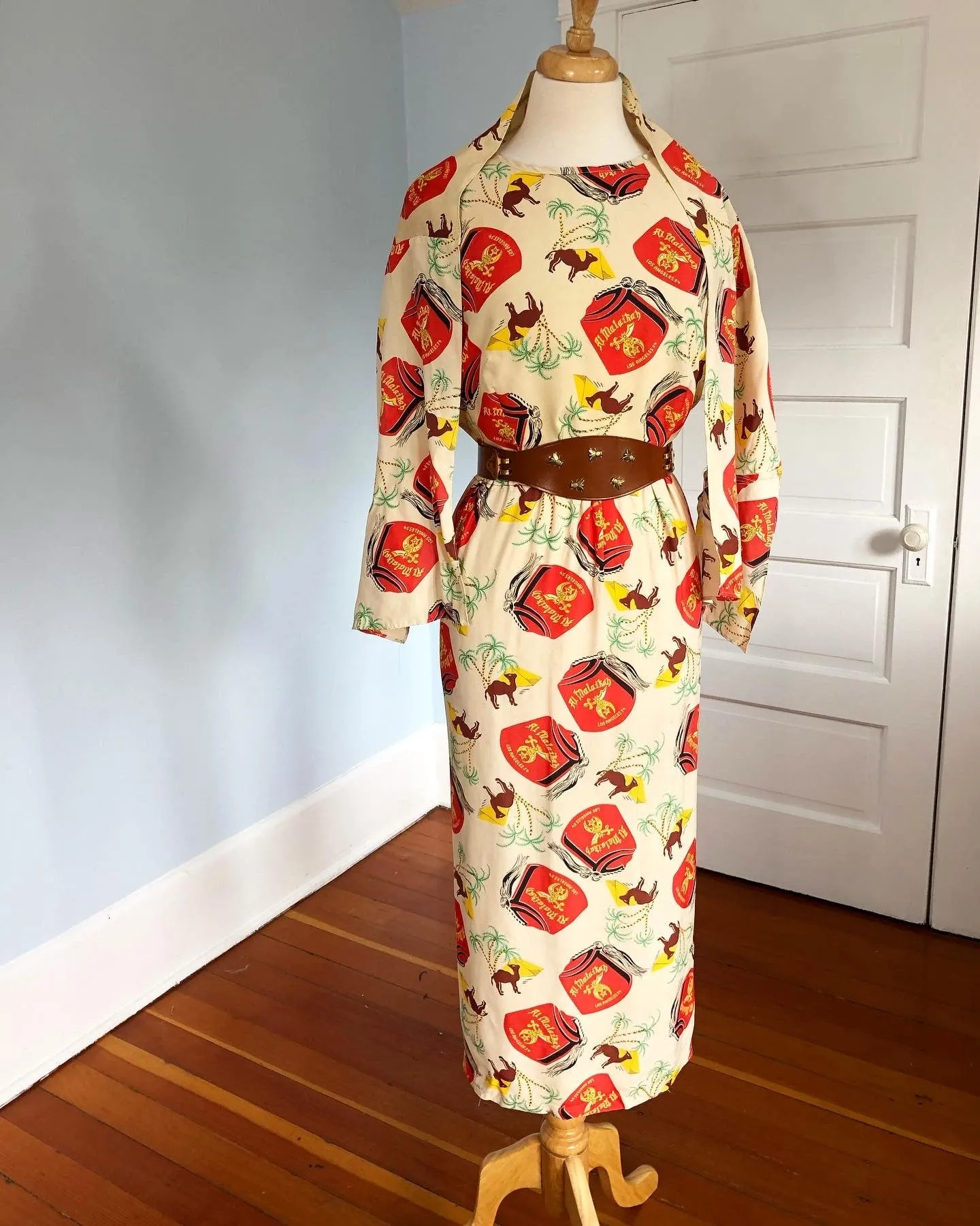 Custom Made 3 Piece Cocktail Ensemble in 1950s "Al Malaikah Temple of Los Angeles" Shriners Novelty Print Cold Rayon Fabric